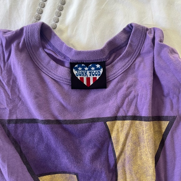 Junk Food graphic tee - Picture 3 of 3